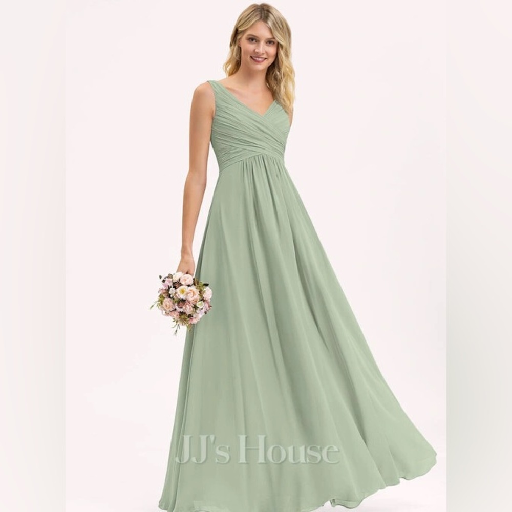 A-line V-Neck Floor-Length Chiffon Bridesmaid Dress With Pleated #105575